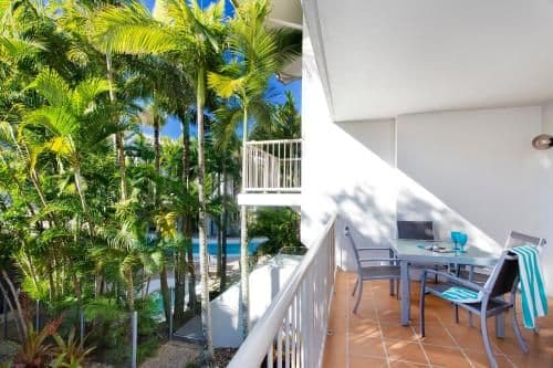 Two-Bedroom Apartment Garden/Pool