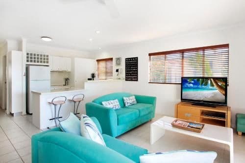 Two-Bedroom Apartment Garden/Pool