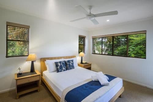 Two-Bedroom Apartment Garden/Pool