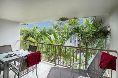 Two-Bedroom Apartment Garden/Pool