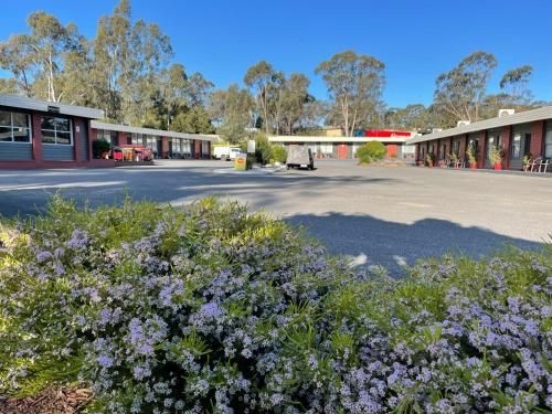 Seymour Motel4