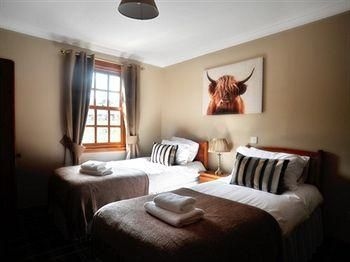Cherrybank Inn4