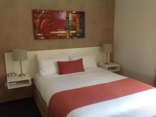 Queen Room with Marina View
