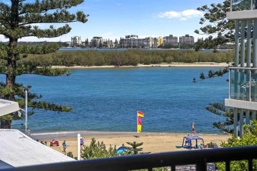 One-Bedroom Apartment with Water View