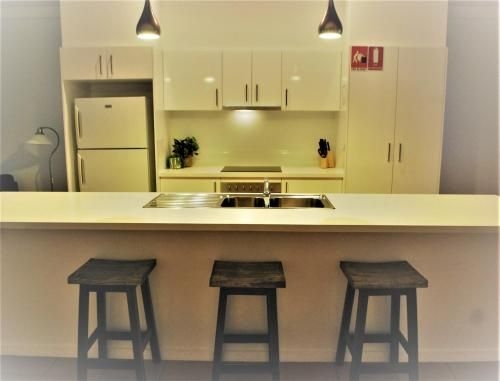 Outrigger Bay Apartments2