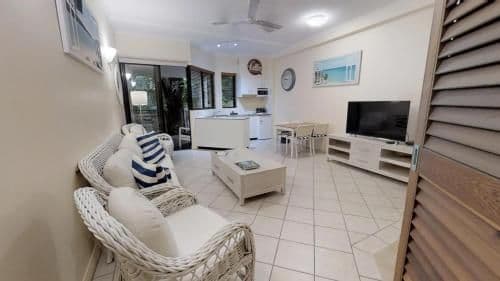 Deluxe One Bedroom Apartment - Lower Ground Floor