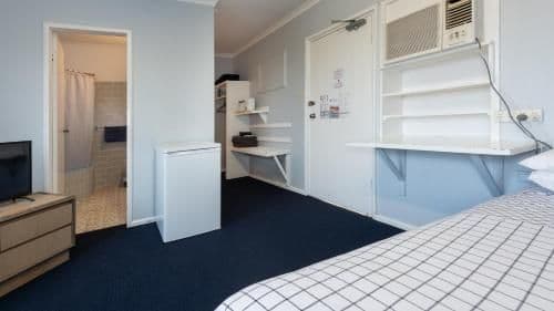 Medium Family Room with Ensuite
