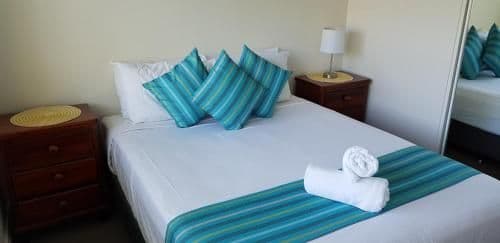 Three-Bedroom Rooftop Apartment Mariner with Ocean View