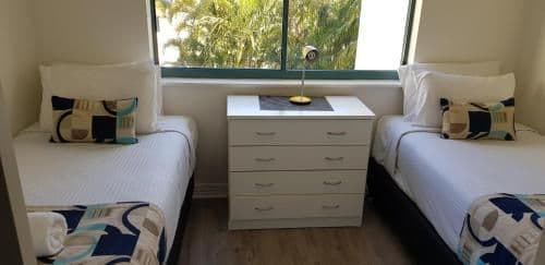 Three-Bedroom Rooftop Apartment Mariner with Ocean View