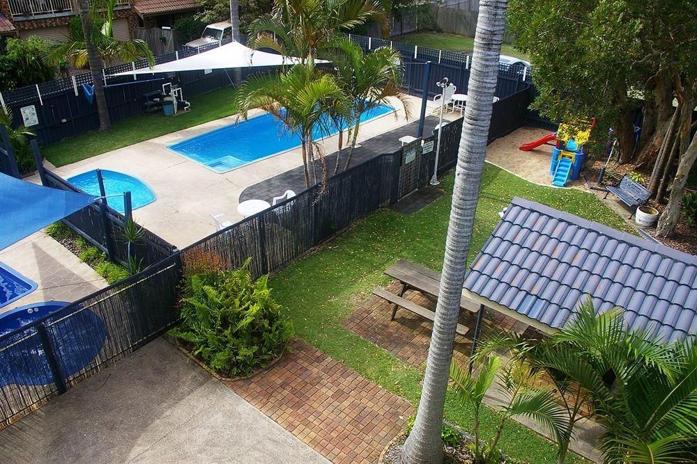 Ocean Spray Apartments0