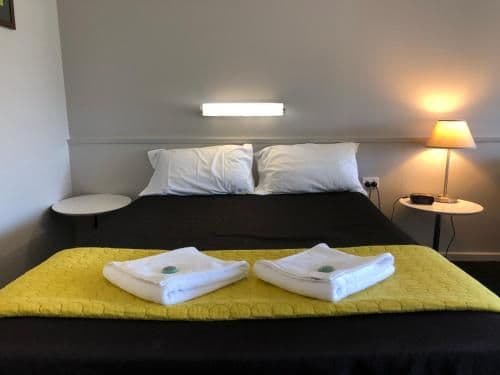 Heritage Queen Room