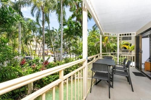 Deluxe Two Bedroom Apartment with Two Bathrooms