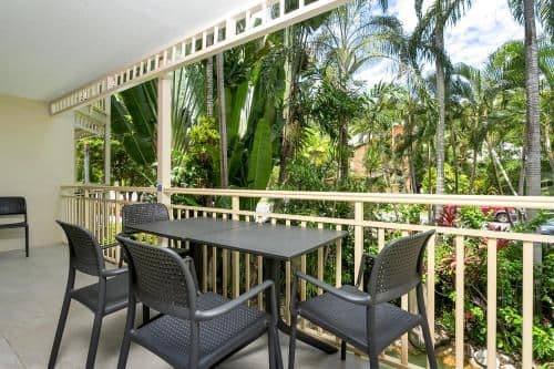 Deluxe Two Bedroom Apartment with Two Bathrooms
