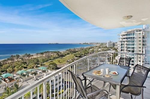 Catalina II, 2 Bedroom Ocean View Apartment with Air Conditioning