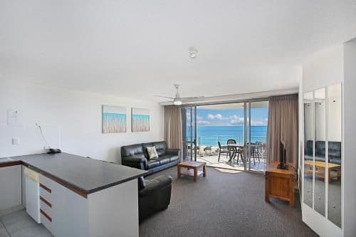 Catalina I, 2 Bedroom Ocean View Apartment