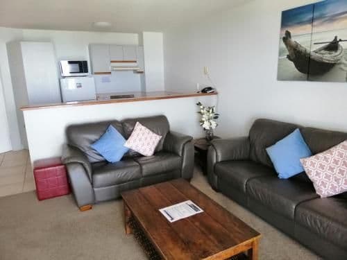 Catalina I, 2 Bedroom Ocean View Apartment