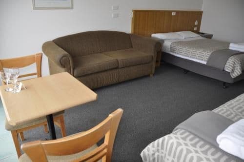 Twin Room with Ocean View - Upper Balcony