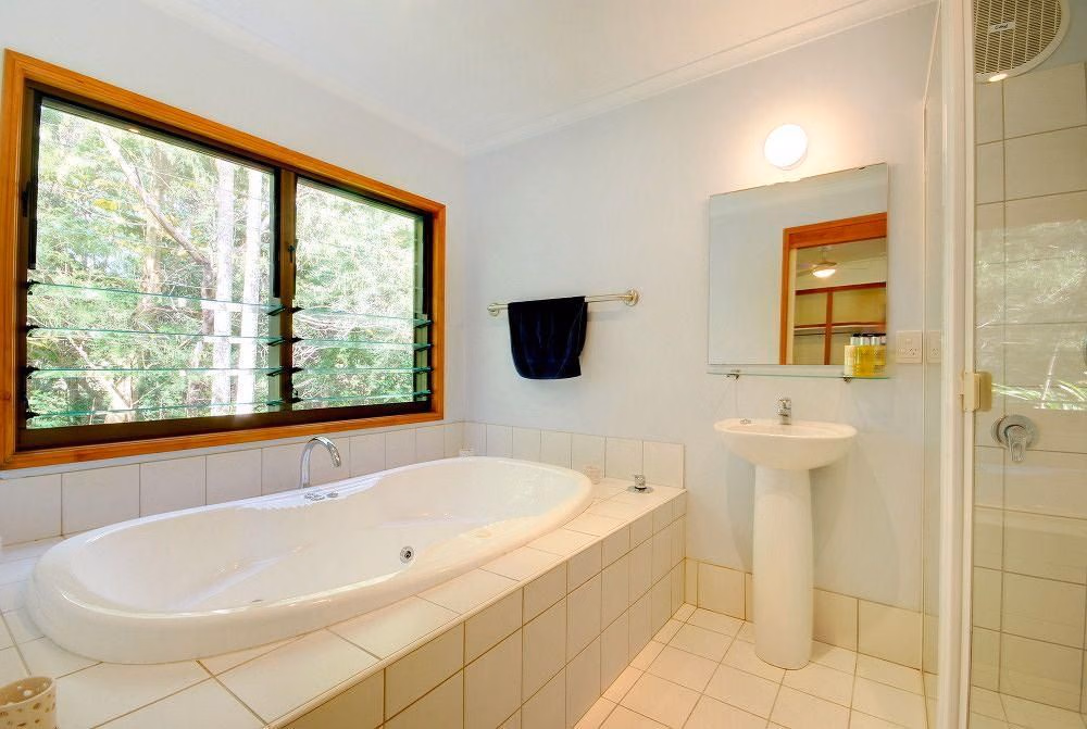 Planula Bed & Breakfast Retreat1