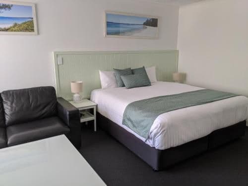 King Room with Spa Bath - First Floor