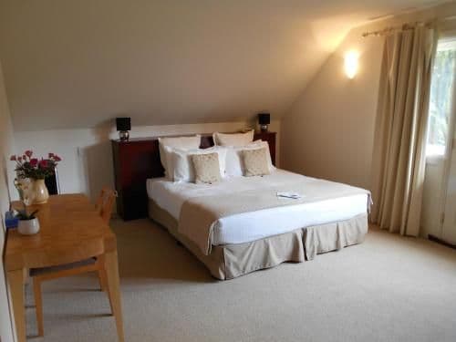 School Masters Premium Room