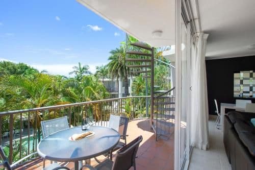 One-Bedroom Rooftop Apartment with BBQ