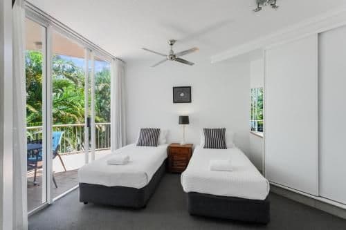 Three-Bedroom Rooftop Apartment with Spa