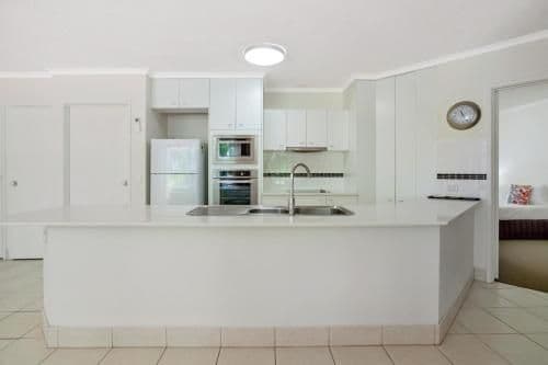 One-Bedroom Rooftop Apartment with BBQ