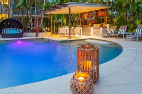 Three-Bedroom Rooftop Apartment with Spa