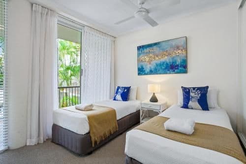 Tropical One-Bedroom Apartment