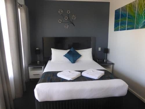 Executive Queen Room