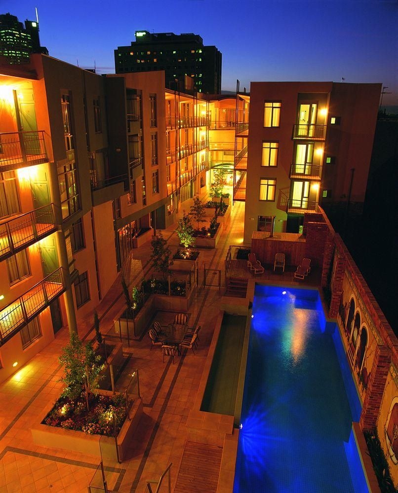 เมลเบิร์น เมโทรโปล เซ็นทรัล (Metropole Hotel Apartments and Conference Centre)1