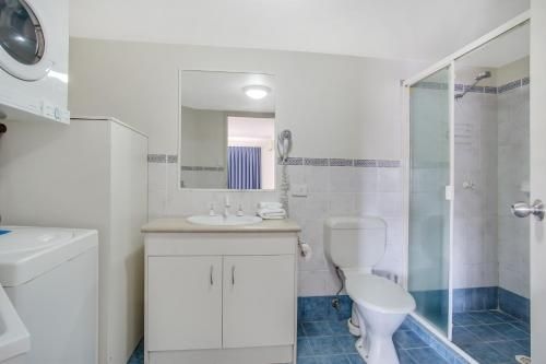 พาราไดซ์ ไอลส์ อพาร์ทเมนท์ส (Paradise Isles Apartments)2