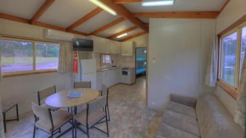 Eden Monaro Two-Bedroom Villa - Pet Friendly (6 Guests)