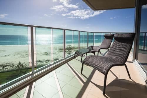 Luxury Three-Bedroom Apartment - Ocean View