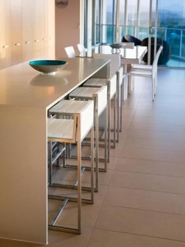 Luxury Three-Bedroom Apartment - Ocean View