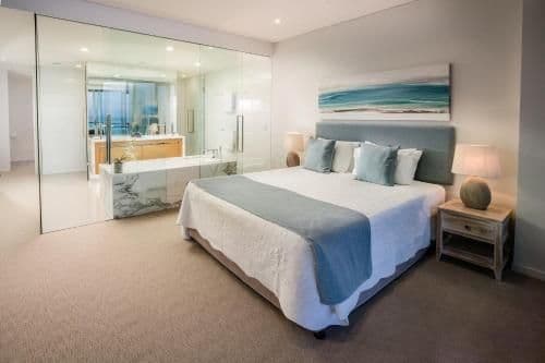 Luxury Three-Bedroom Apartment - Ocean View