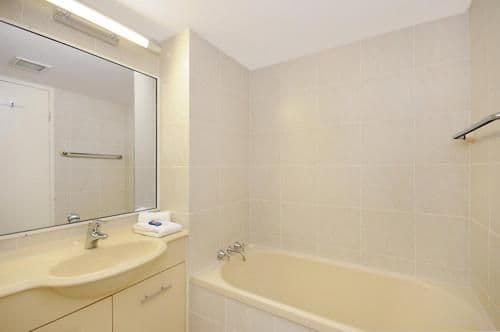 Three-Bedroom Pool View Apartment with Balcony