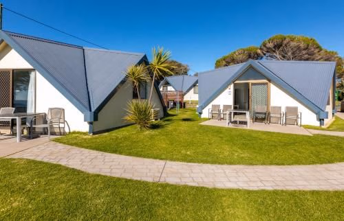 Beach Cabins Merimbula2