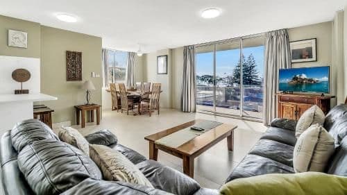 Three-Bedroom Apartment - Apartment 15