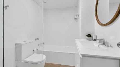 Three-Bedroom Apartment - Apartment 15