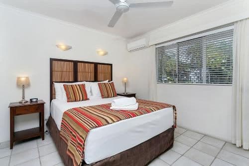 One-Bedroom Apartment with Ocean View