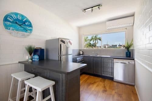 One-Bedroom Apartment with Ocean View