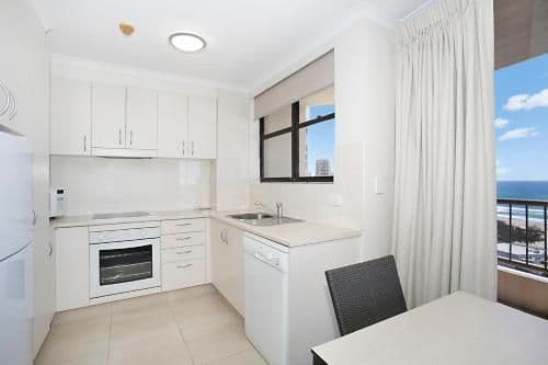 One-Bedroom Apartment with Balcony and Ocean View