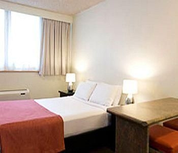 ซิตี้ลิมิต อพาร์ตเมนท์ (City Limits Apartments)4