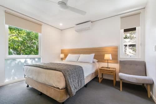 Superior Two-Bedroom Beach House (5 persons)