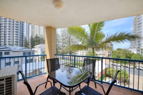 ซาน มาเตโอ ออน บรอดบีช อพาร์ตเมนต์ส (San Mateo on Broadbeach Apartments)2