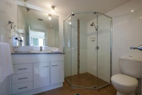 Two-Bedroom Apartment wih Air Conditioning