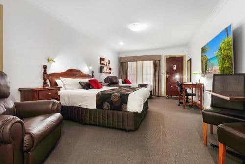 Queen Suite