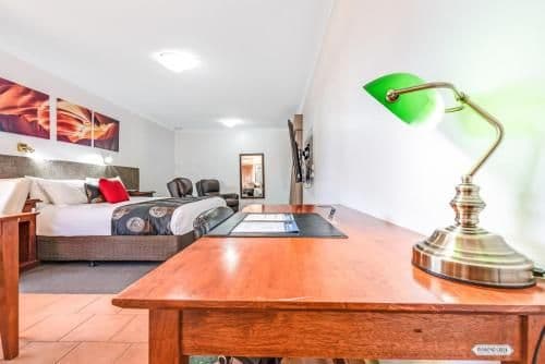 Queen Suite
