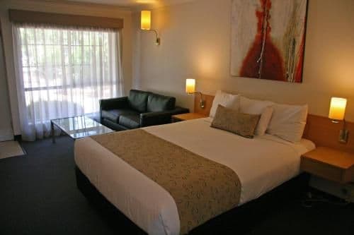 Suite with Spa Bath